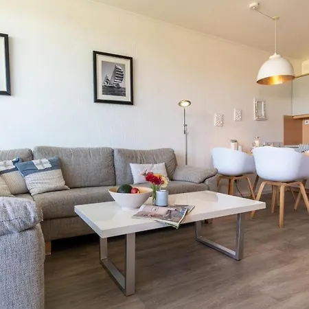 Haus-seerose-wohnung-kiek-ut * Heiligenhafen